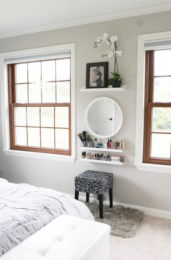 makeup vanity for small spaces