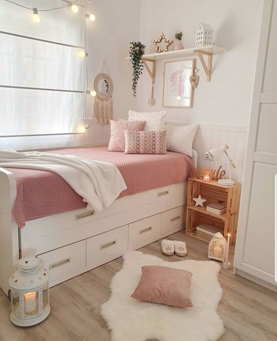 small pink bedroom