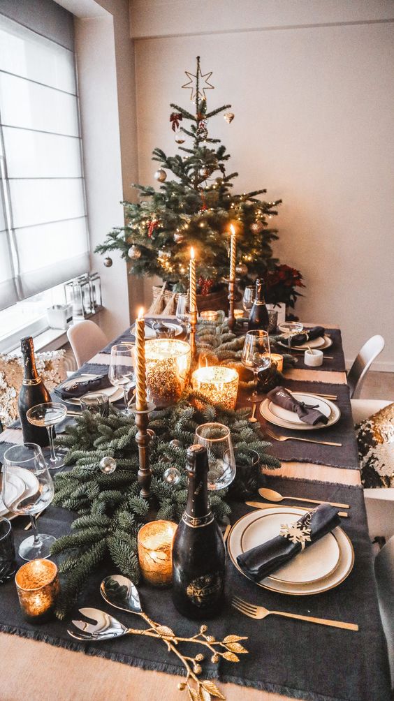 christmas dining table decor