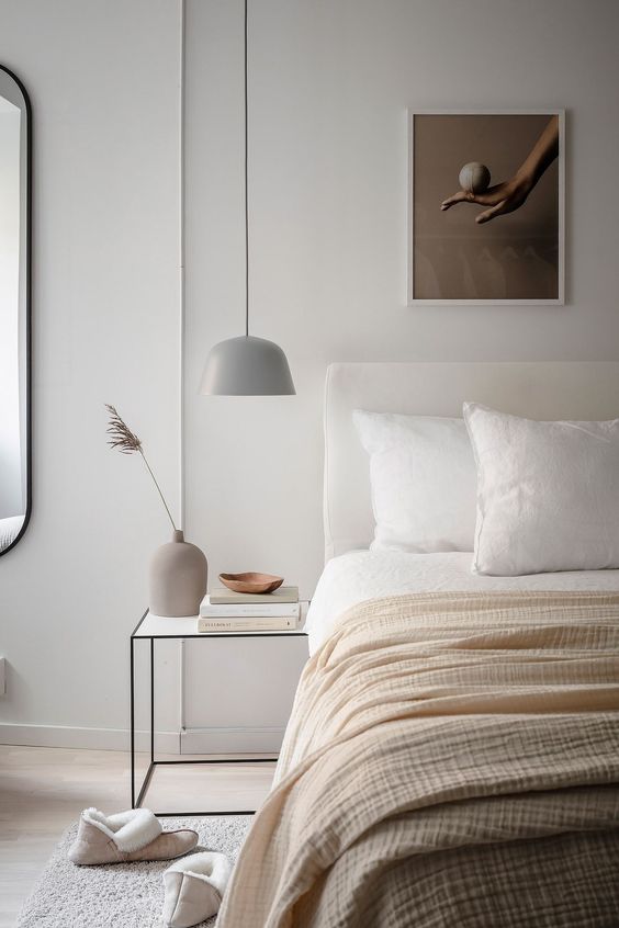 minimalist scandinavian bedroom
