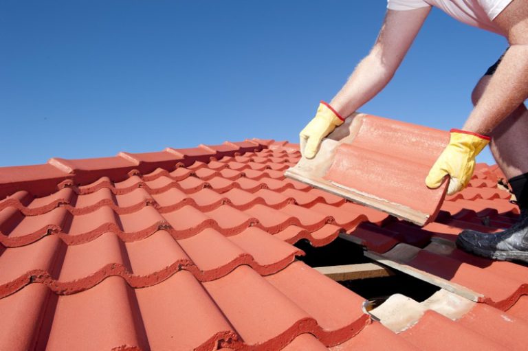 Roofers Secrets to Find Roof Leakage Quickly