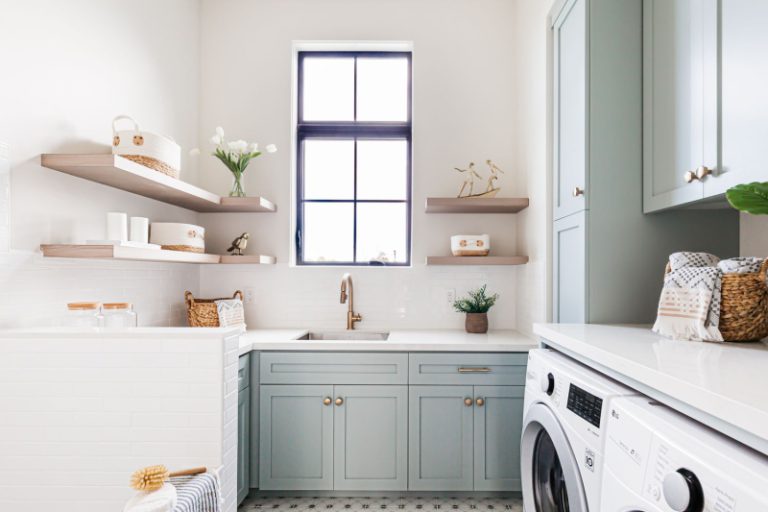 20 Washing Room Storage: Create A Neat Design and Useful Spaces