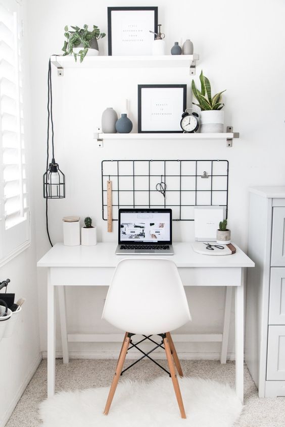 small Black and White Workspace Ideas