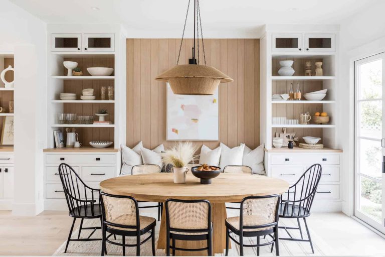 22 Dining Table Decor Ideas for A Stand Out Dining Space