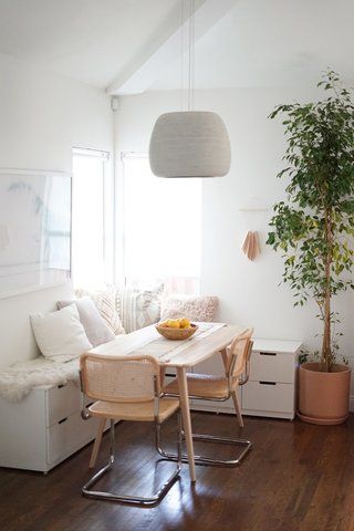 simple dining room decor